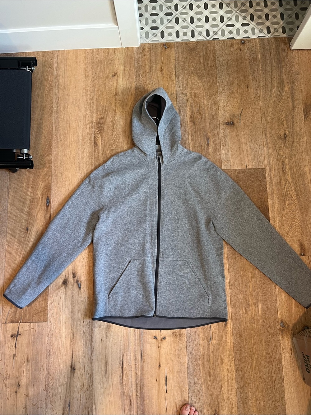 lululemon athletica Men's Heather Gray Full-Zip Hooded Jacket